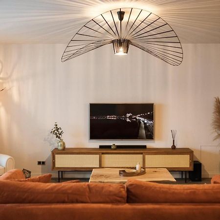 Silver Pine Apartment ポイアナ・ブラショフ エクステリア 写真